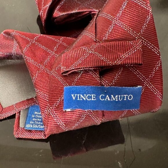 Vince Camuto Silk TIe Diamond Argyle Mid Century modernist Maroon Modern Red - Picture 6 of 6